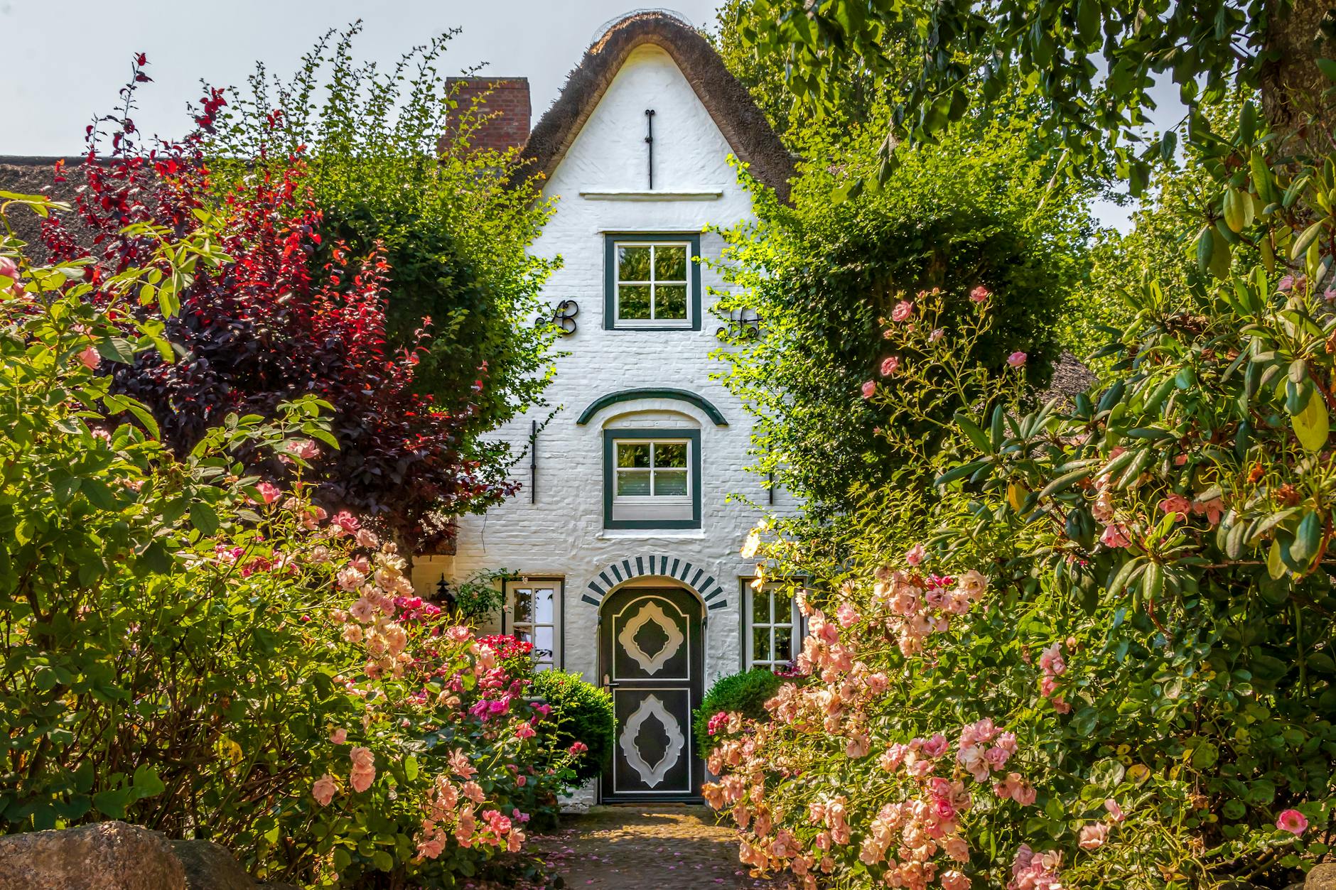 Charming cottage garden at a romantic Cornwall bed and breakfast