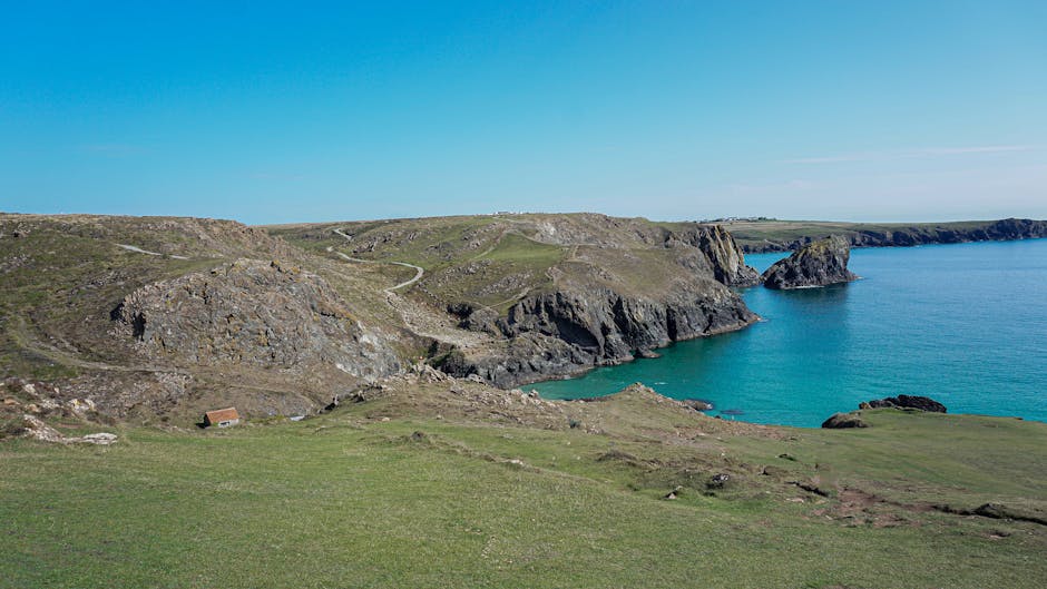 Kynance Cove turquoise water cliffs Lizard Peninsula walk