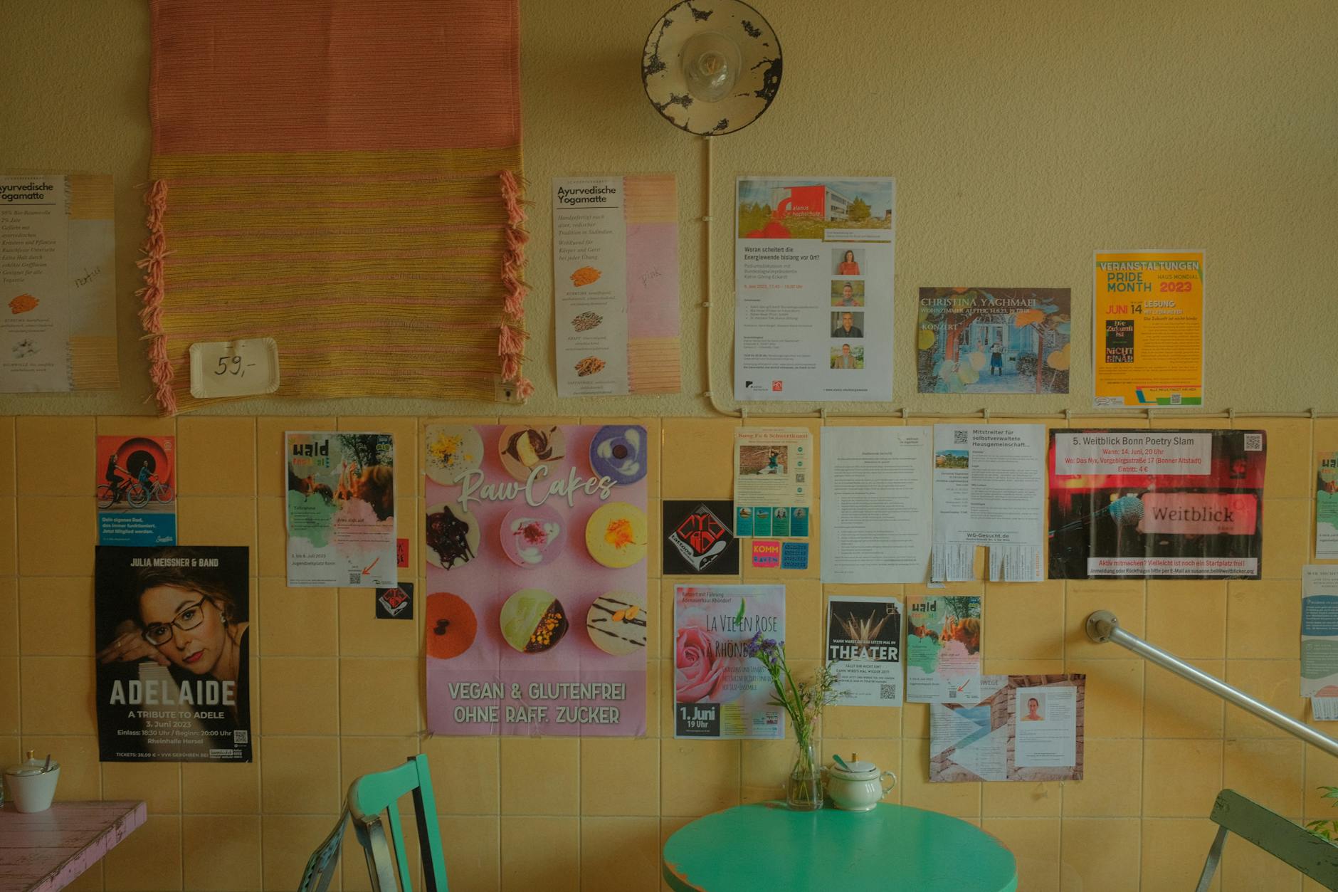 vegan restaurants Cornwall - vegan cafe interior modern